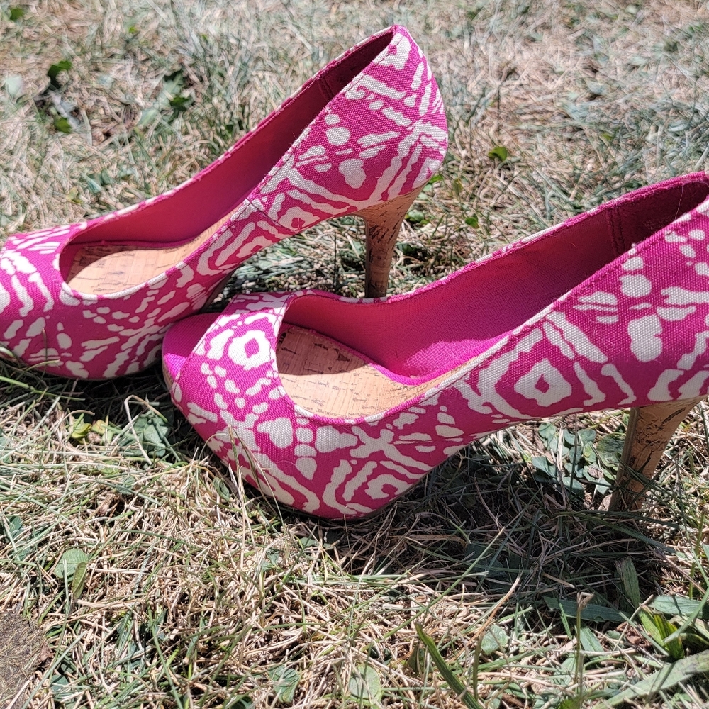 Pink high heels